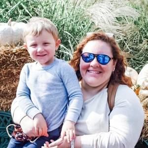 Meet your Posher, Jocelyn